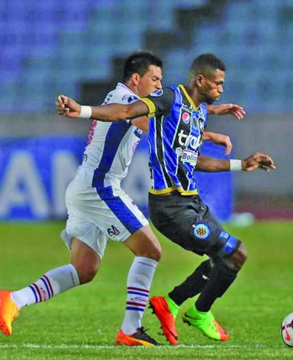 Nacional vence a Mineros en la tanda de penales