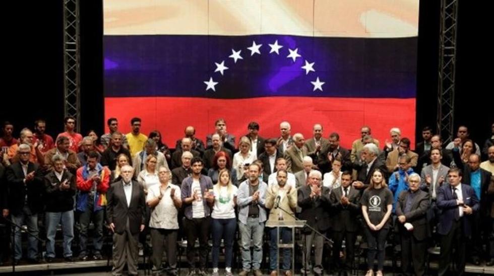 Oposición venezolana retomará protestas para rechazar comicios 