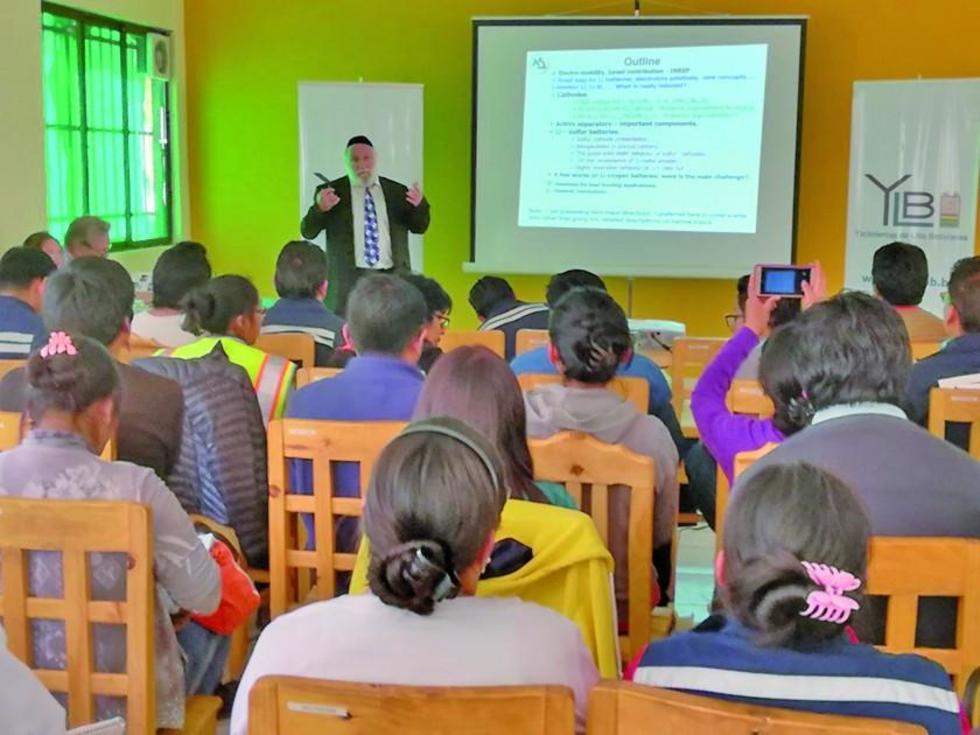 Científicos destacan los avances en fabricación de las baterías de litio