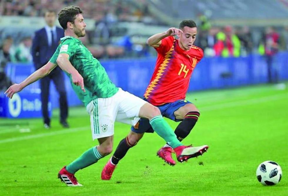 El campeón no pasa del empate ante España