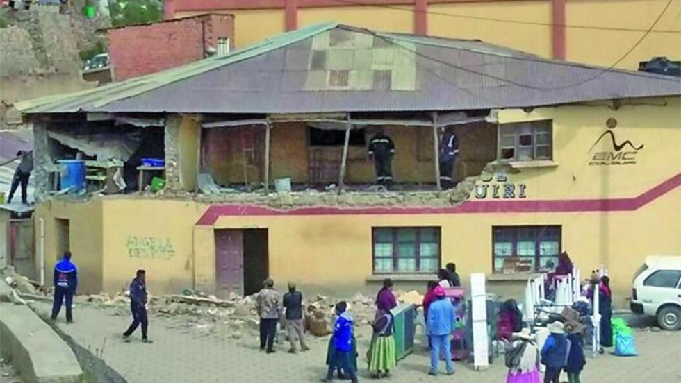Fuga de gas genera una explosión en un comedor