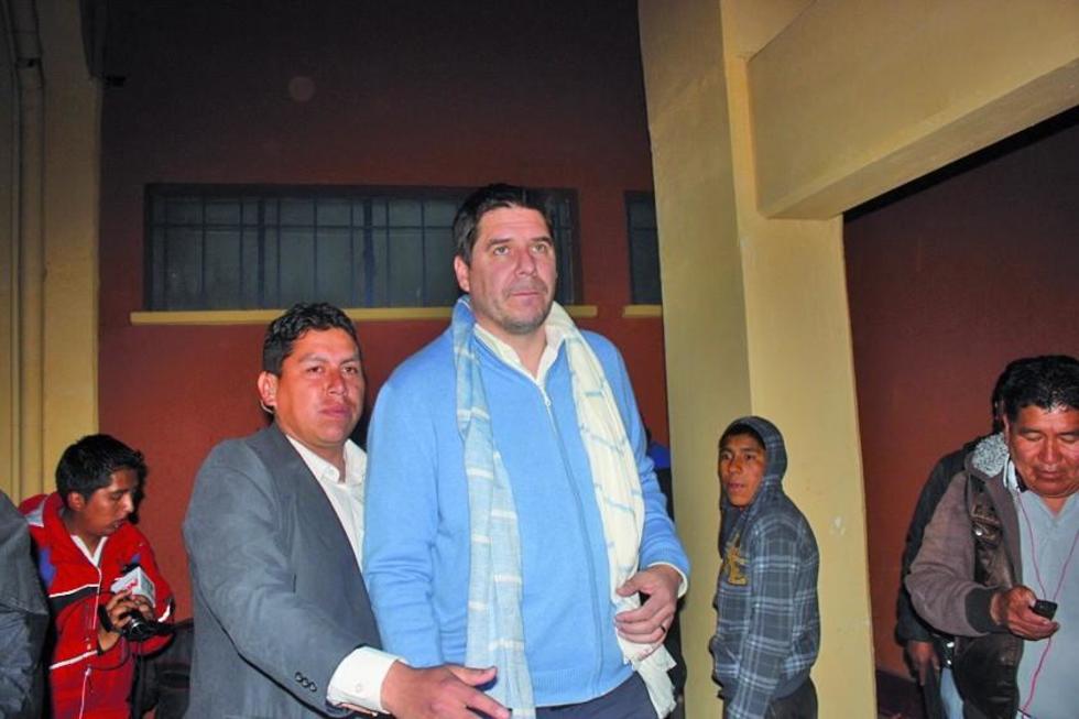Claure: si alguien pone dinero con gusto le doy el Bolívar