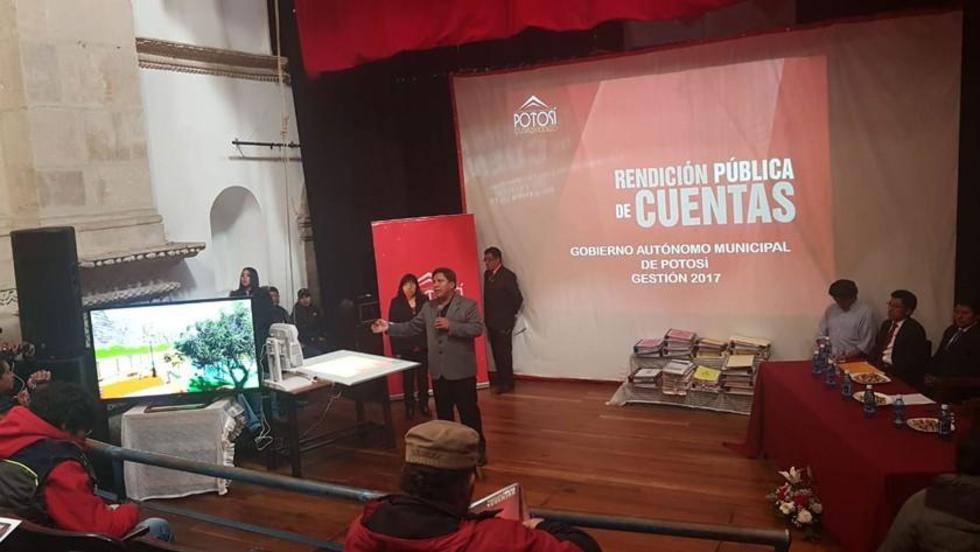 Alcalde destaca la inversión en infraestructura escolar en 2017