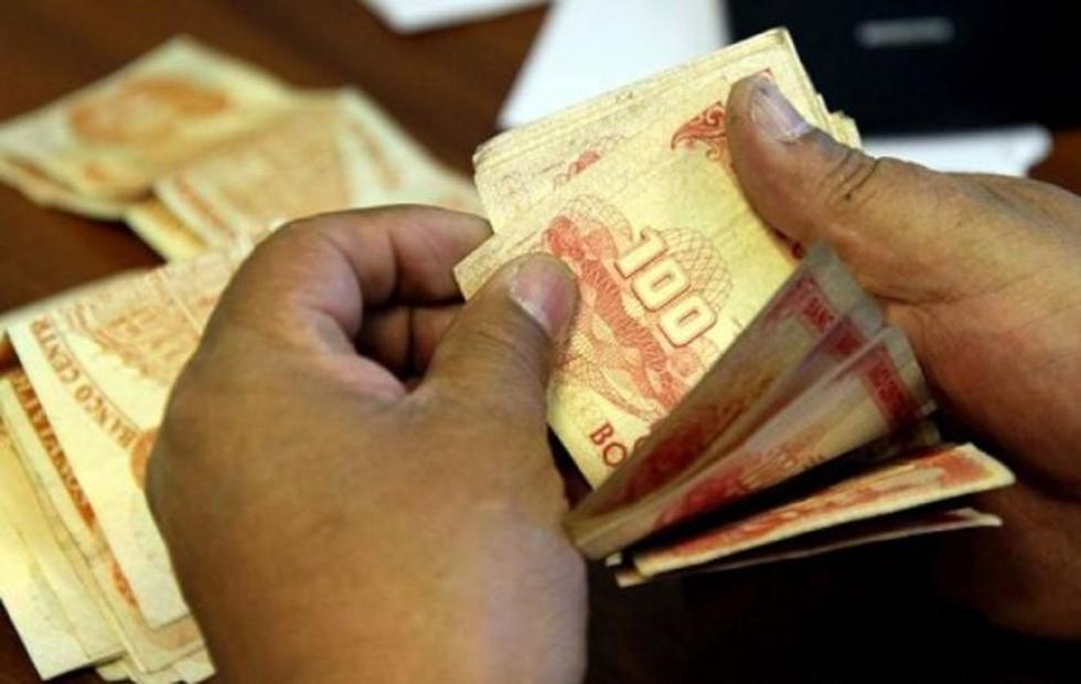 El Gobierno anuncia alza salarial superior a la inflación de 2,71 % 
