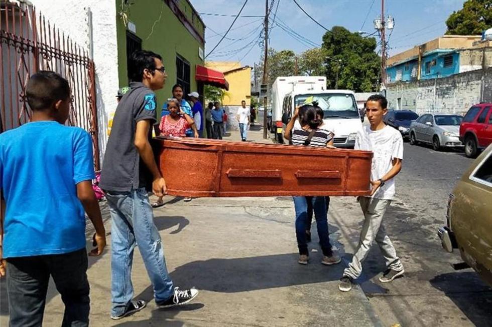 Incendio en calabozo causa 68 personas muertas en Venezuela
