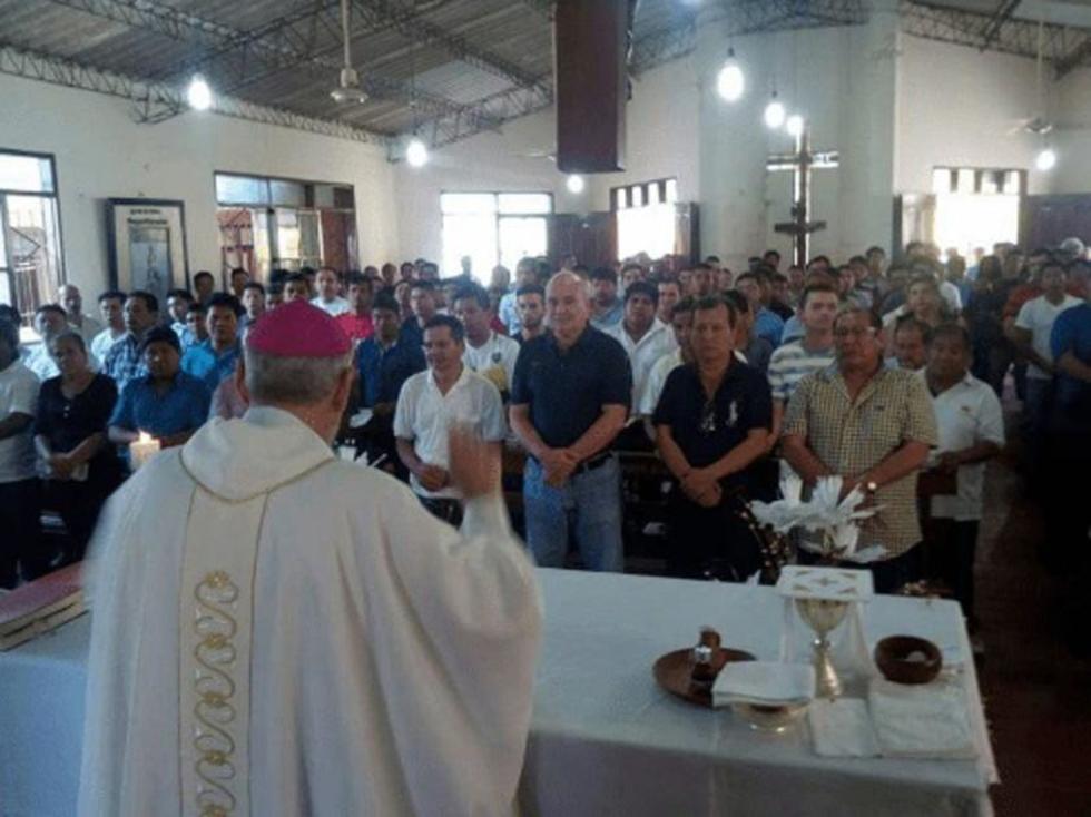 Arzobispo celebra misa con reclusos de una cárcel cruceña