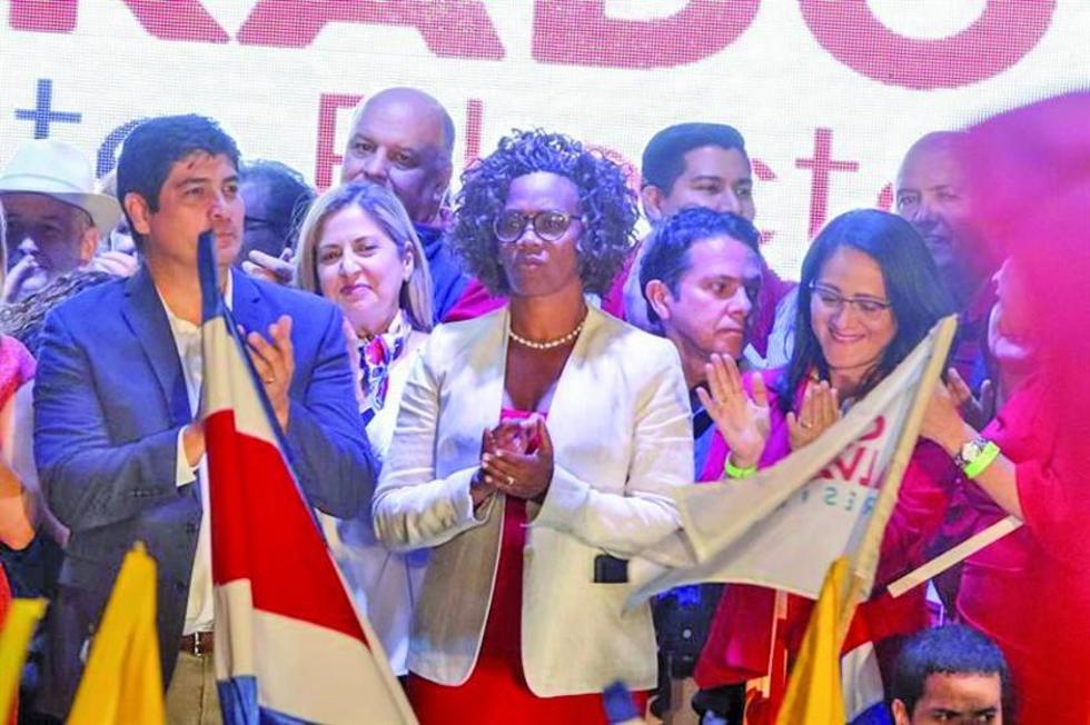 Carlos Alvarado busca acercarse a partidos políticos en Costa Rica