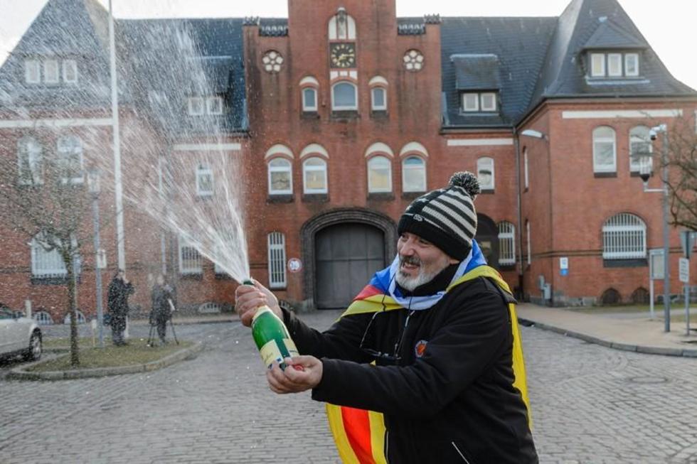 Rechazan que Puigdemont sea entregado a España por rebelión