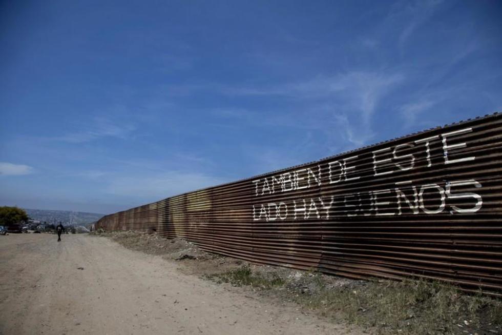 Trump movilizará hasta 4.000 militares en frontera con México