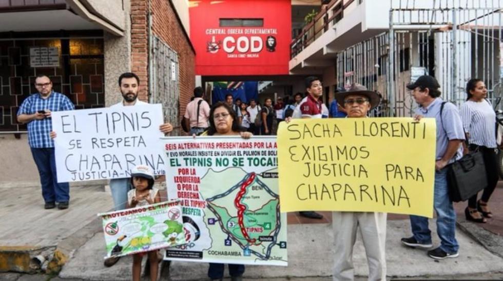 Indígenas del Tipnis interrumpen plática y protestan contra Llorenti