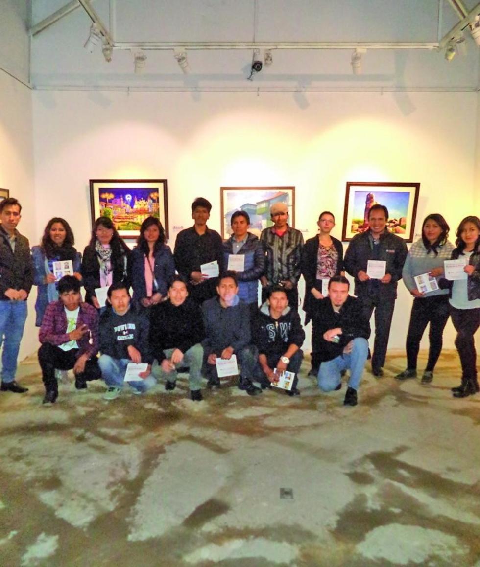 Abre muestra arte joven de artistas de Potosí y Puno