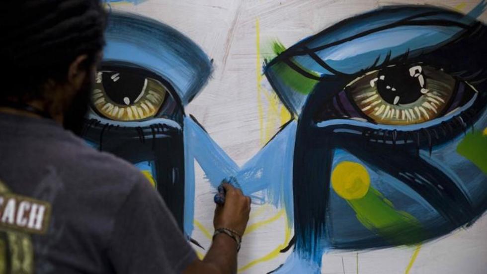 Centenar de artistas pintan  sus cuadros al aire libre 