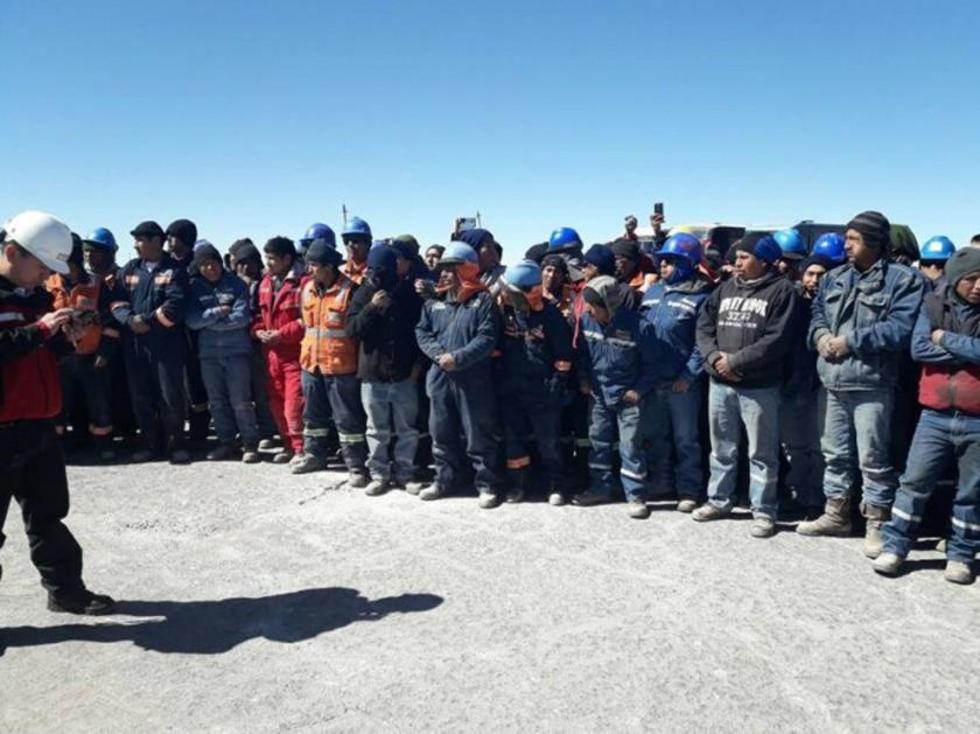 Trabajadores denuncian la violación de sus derechos 
