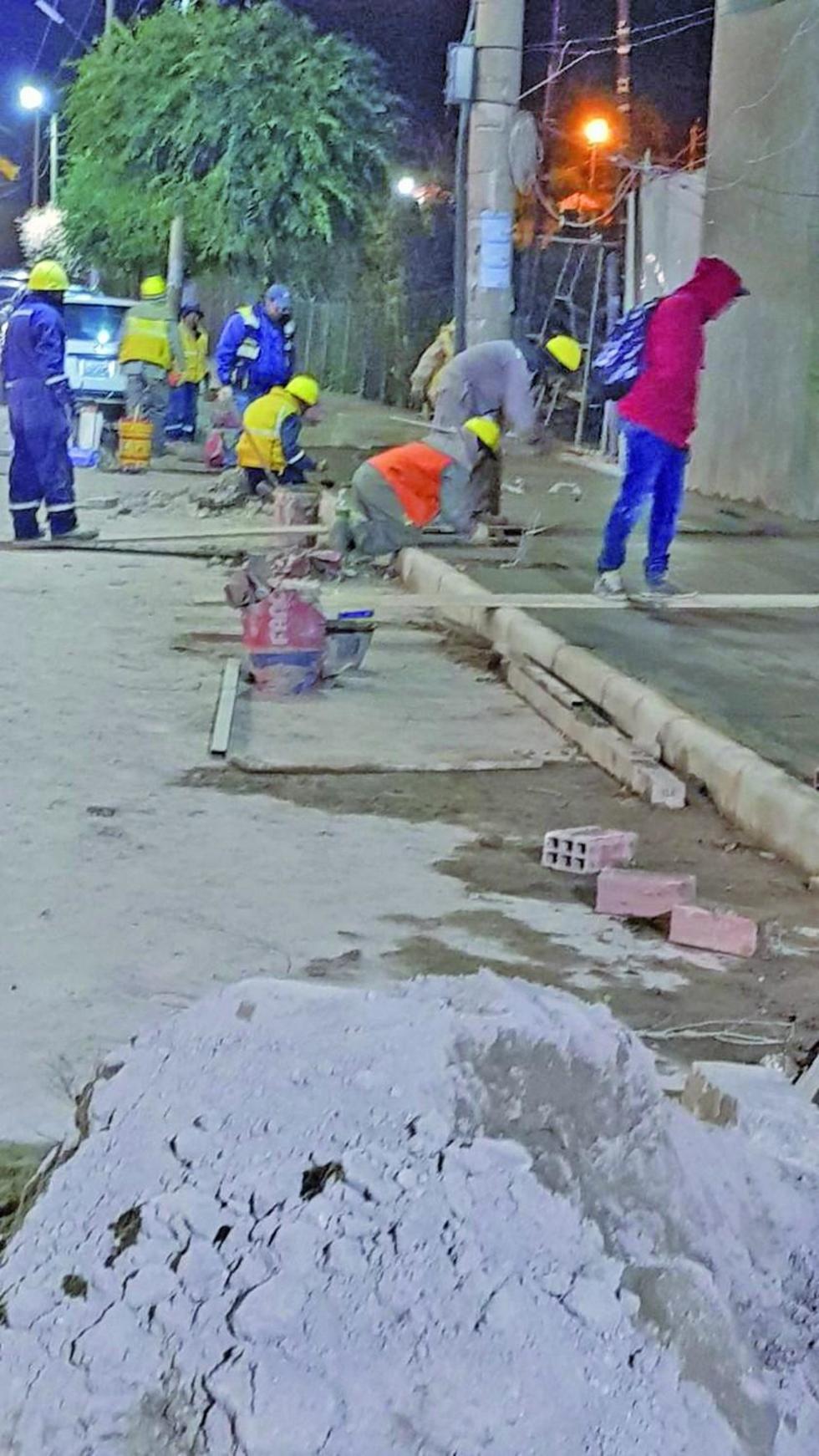 Los trabajos continúan en la avenida Tinkuy