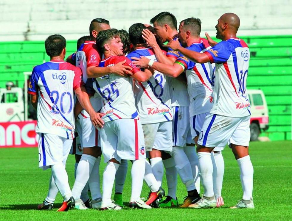 Royal Pari y el Tigre abren mañana la fecha 12