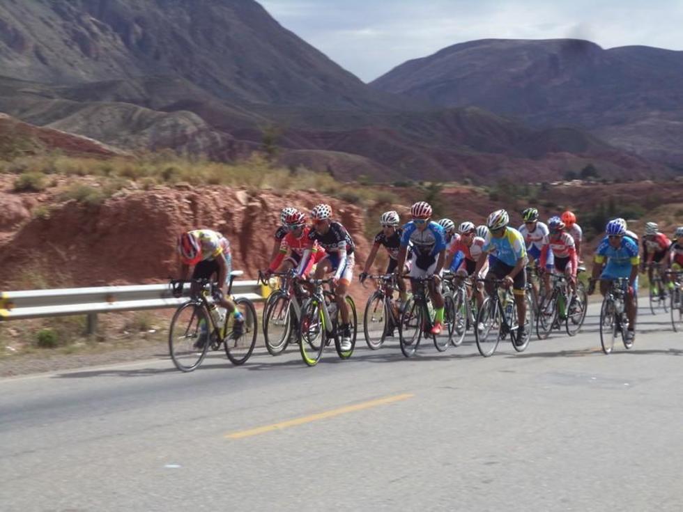 Apuestan al ciclismo para conseguir medallas en los Juegos Trasandinos 
