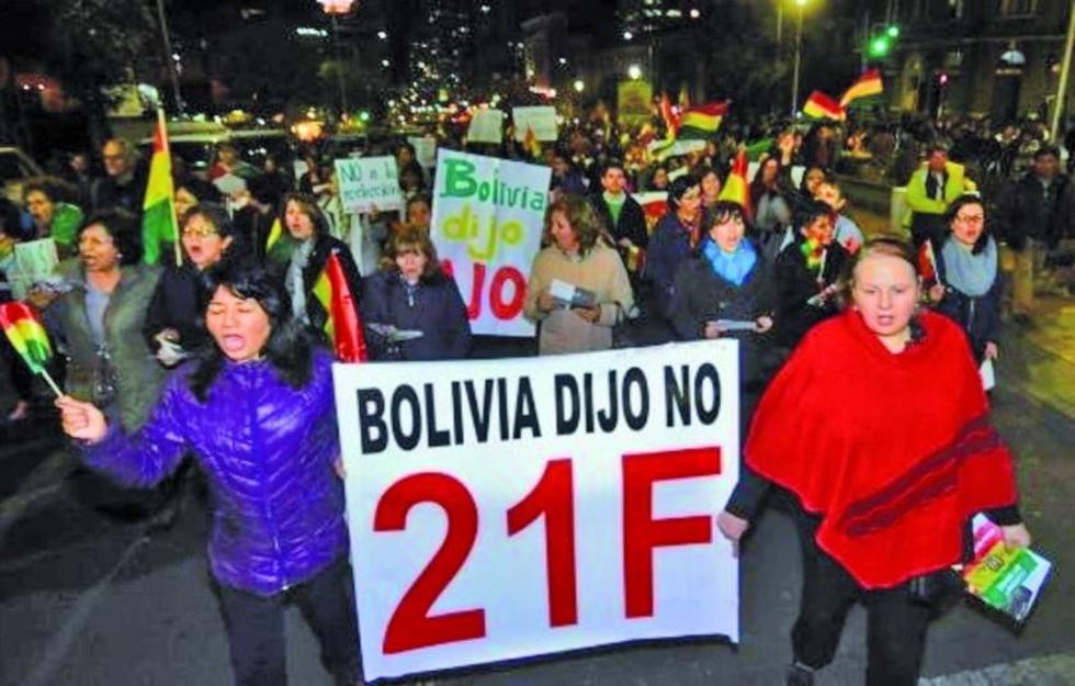 Cívicos se movilizarán en mayo en defensa del 21F 