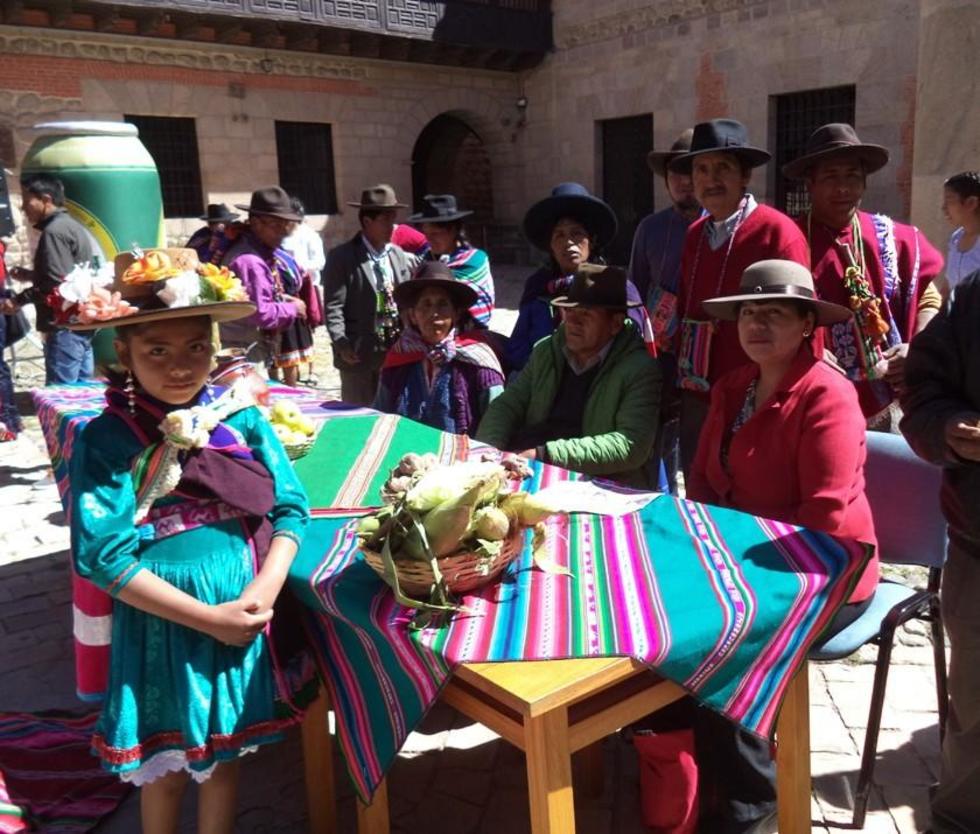 Paranturi invita a feria de la Wathia