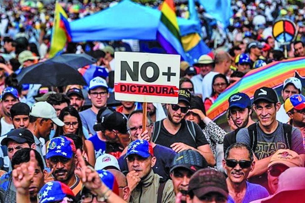Llaman a movilización contra el Gobierno de Nicolás Maduro