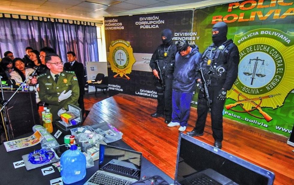Red de pornografía: presentan acusación formal contra militar