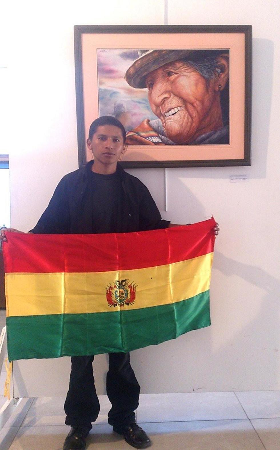 Artista potosino participa en exposición de arte de Puno