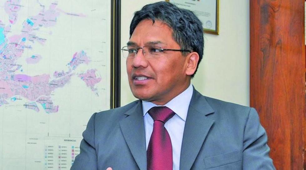 Alcalde Luis Revilla instruye enjuiciar a concejal del MAS