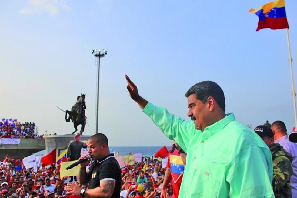 Maduro advierte con tomar armas si llega un Gobierno entreguista 