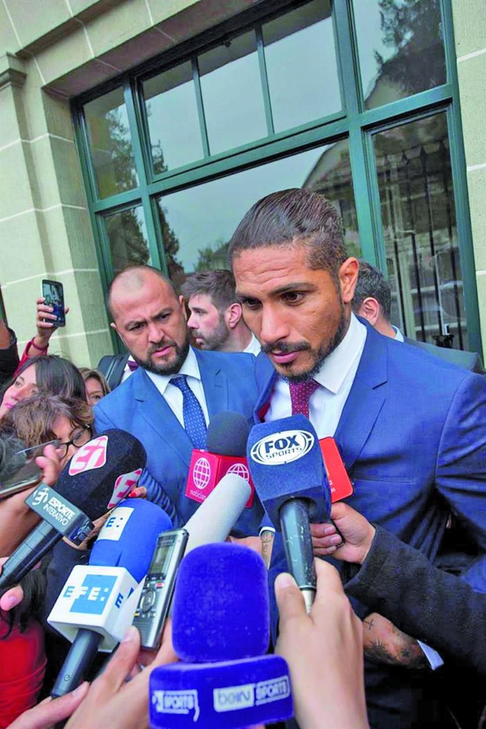 FIFA pide al TAS un año de sanción para Guerrero