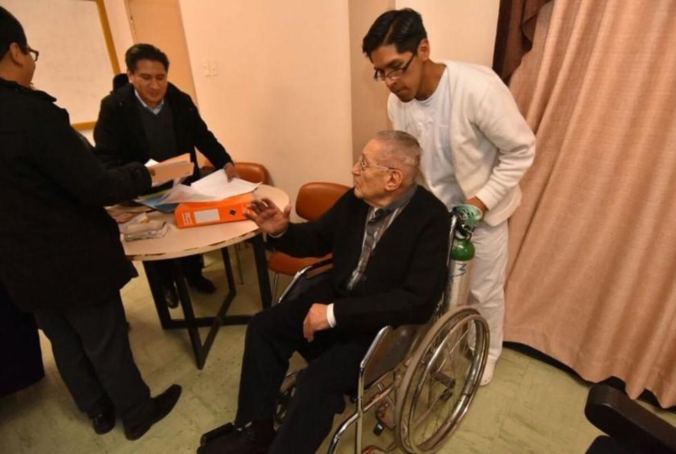 El Gobierno deslinda tuición en privilegios de Luis García Meza