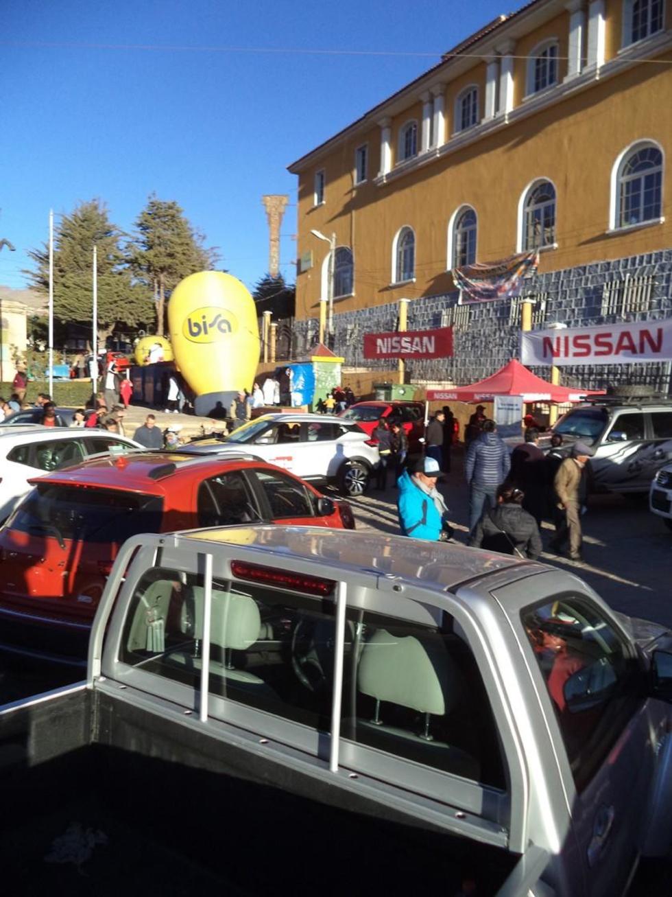 Bisa Expoauto 2018 oferta motos y los autos lujosos