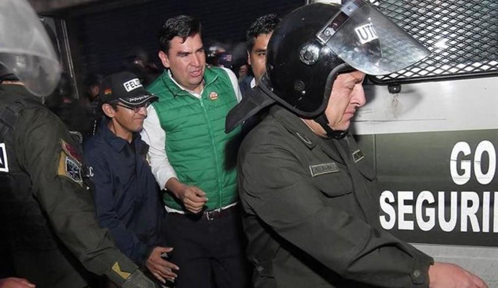 Ordenan la hospitalización de Leyes para una cirugía