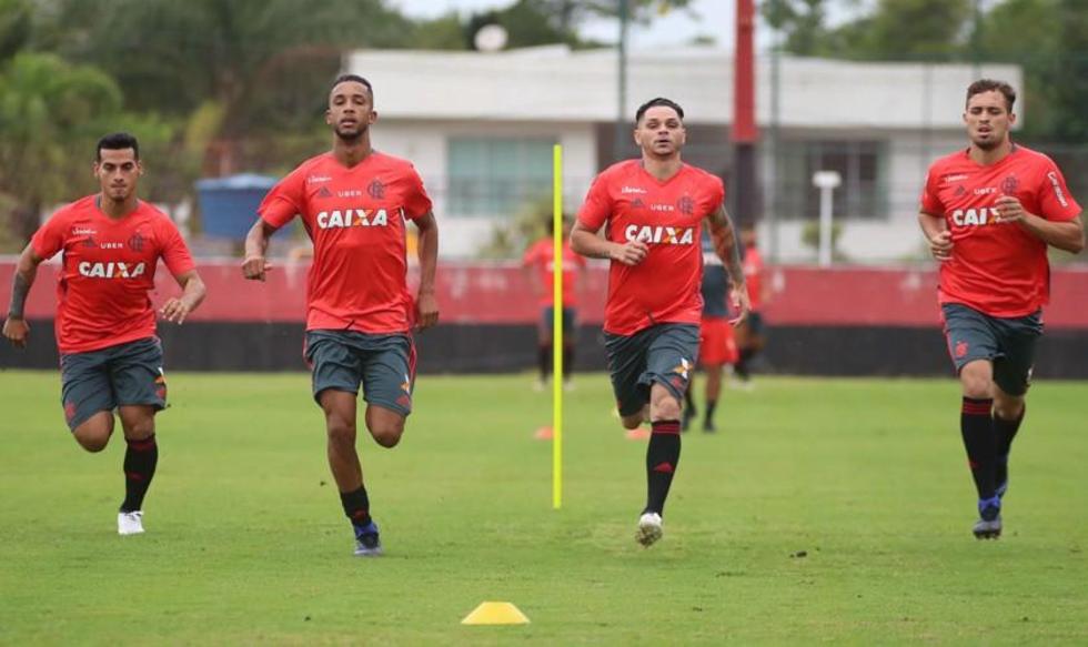 Flamengo buscará adueñarse de la cima del grupo D cuando enfrente a River Plate