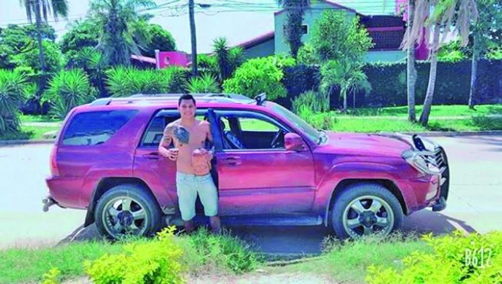 Santa Cruz: acusado del desfalco publicó 21 fotografías en las redes