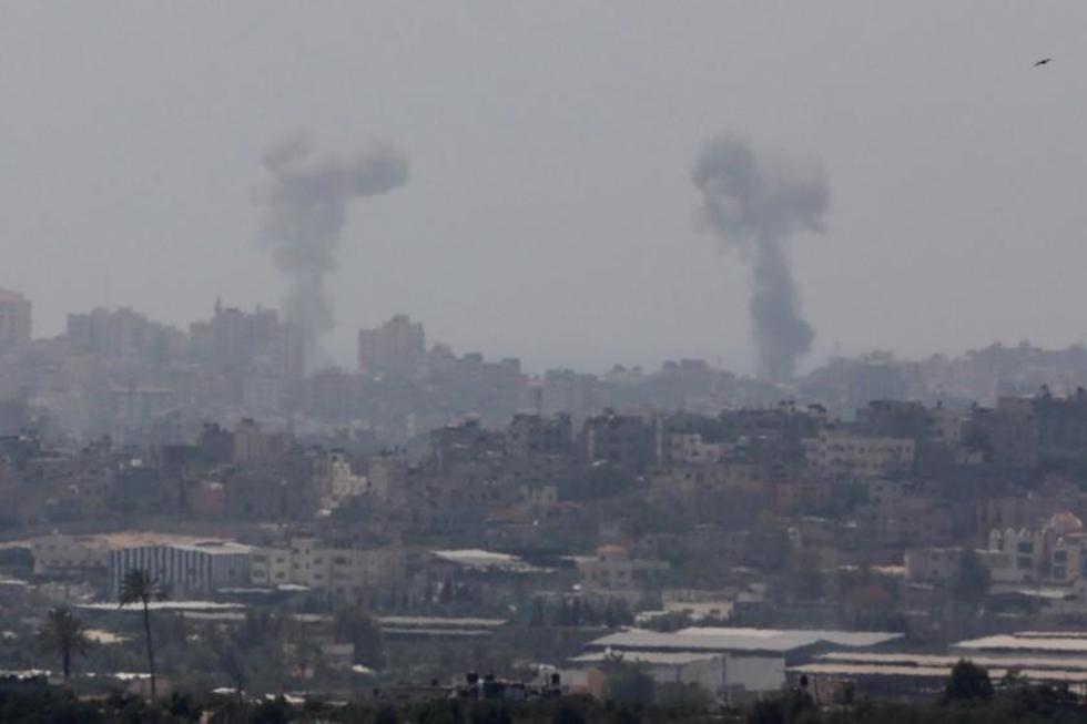 Gaza desafía a Israel al disparar decenas de cohetes en la zona