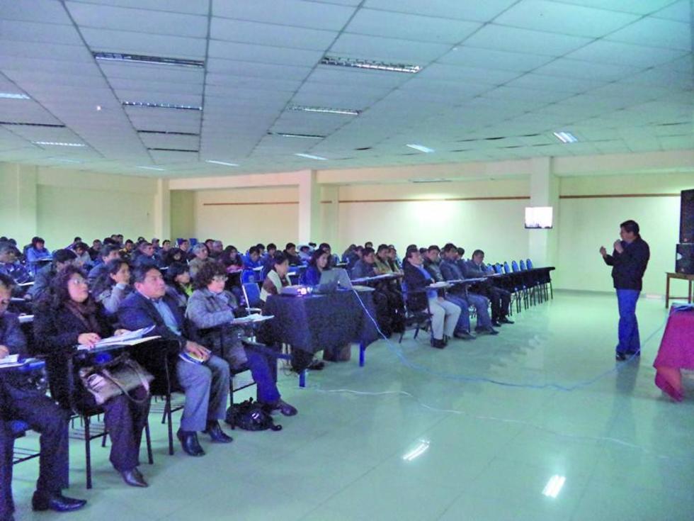 Analizan la calidad del modelo educativo que es aplicado en las escuelas