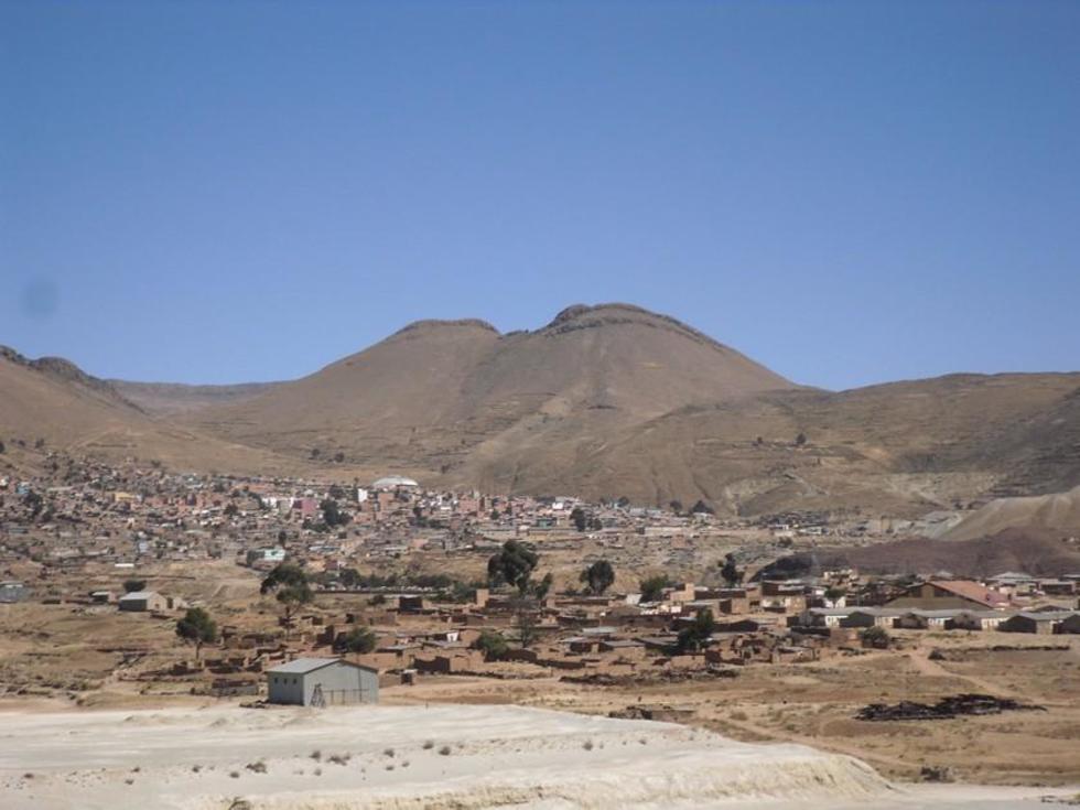 Contaminación minera degenera en migración 