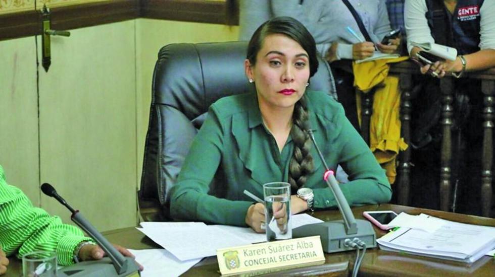 Cochabamba: Alcaldía aleja a 5 funcionarios por caso Mochilas
