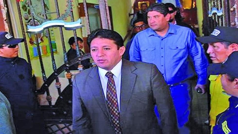 Un juez ordena suspender al alcalde Eduardo Mérida