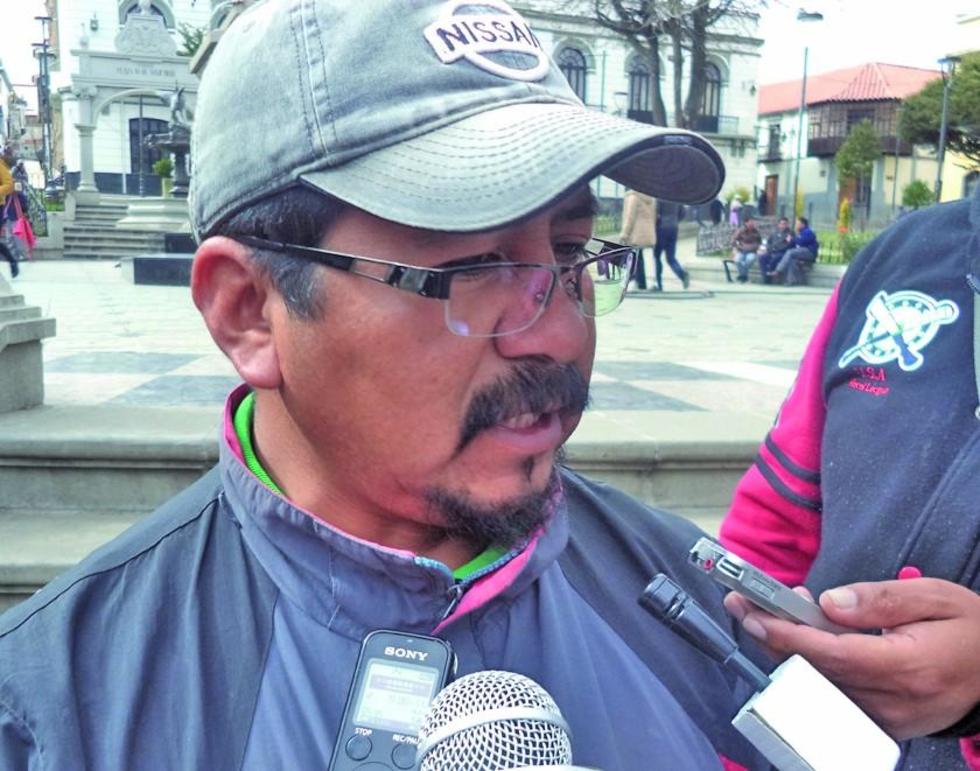 Denuncian que la investigación de mochilas de Llica no avanza