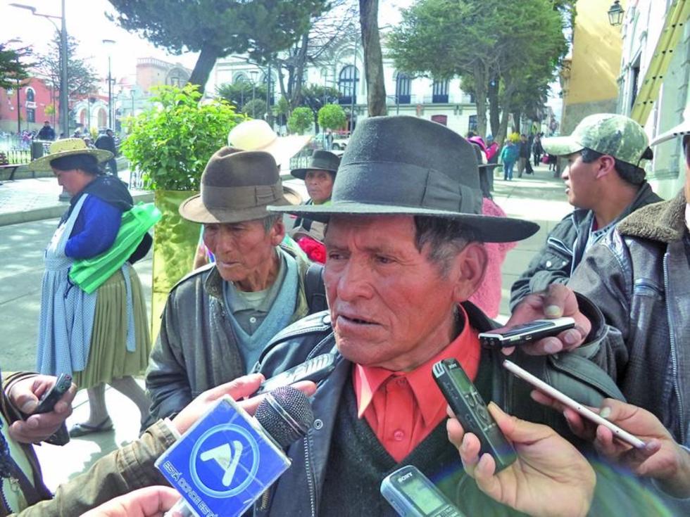 Comunarios quieren cobrar elevadas sumas por terrenos