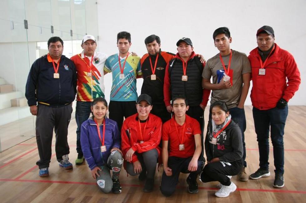 La Asociación de Ráquetbol premia a sus campeones e inaugura su segundo torneo