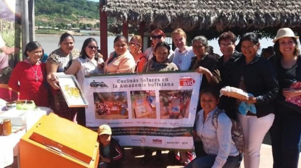 Cipca incentiva a mujeres de Beni a cuidar su salud con cocinas solares