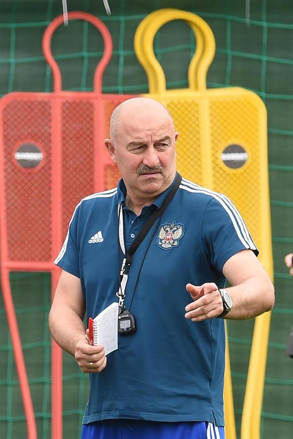 Cherchésov: “Hierro es un magnífico técnico”