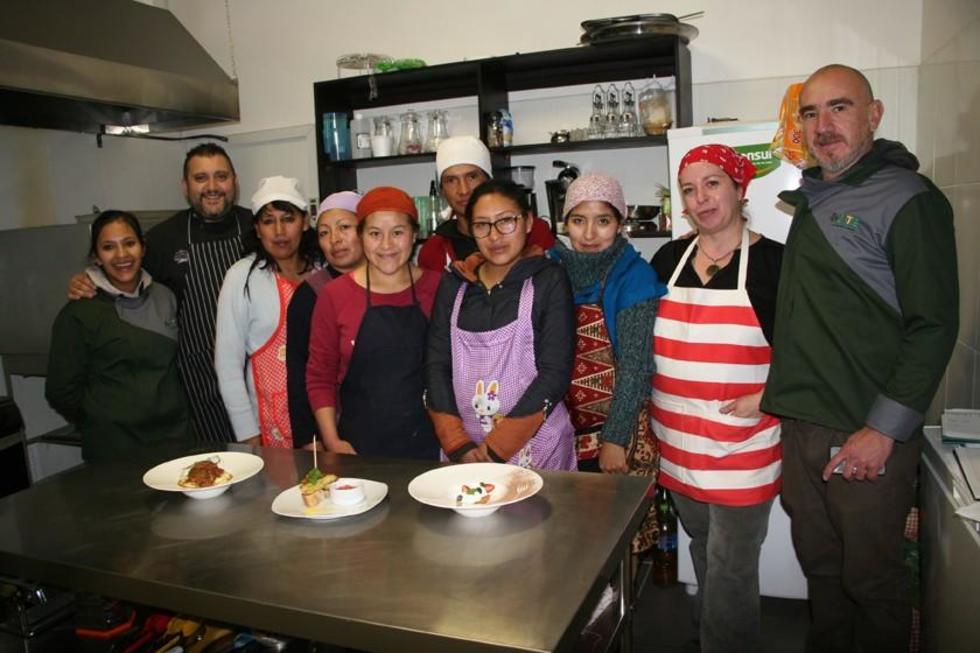 Brindan curso de cocina saludable