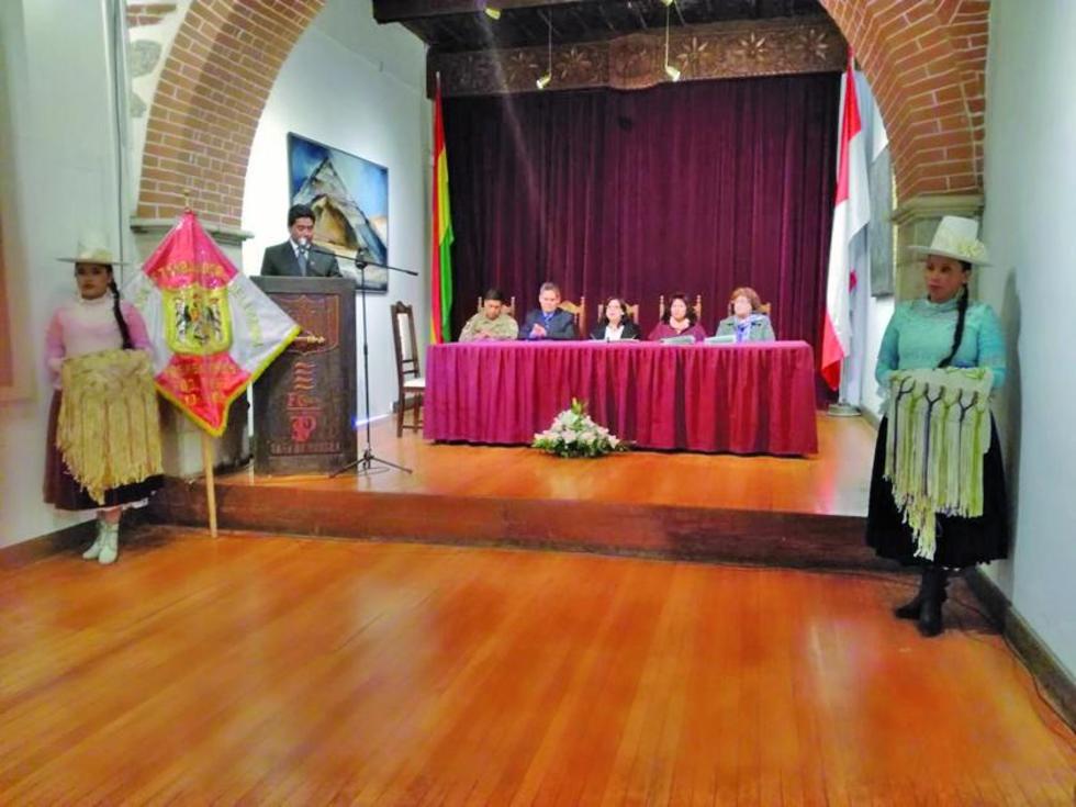 Entregan certificación de competencias a 41 trabajadores de la prensa