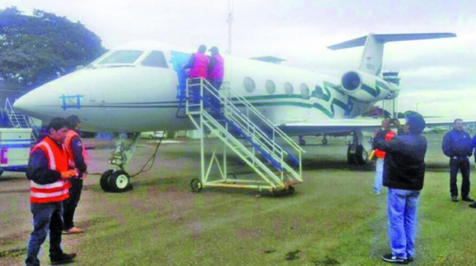 Critican que el Gobierno se desentienda del abandono de un jet lujoso