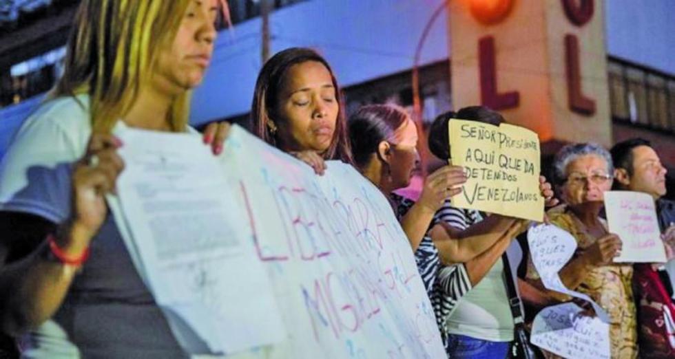 Continúa el motín de "presos políticos" en la capital de Venezuela