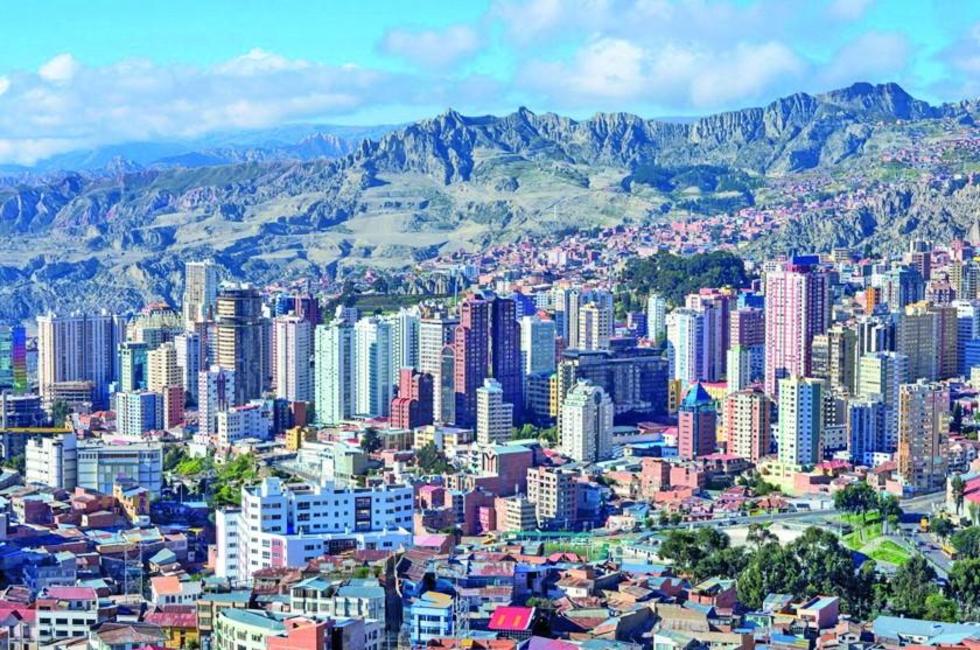 Invertirán esta gestión más de Bs 2.000 millones en obras para La Paz