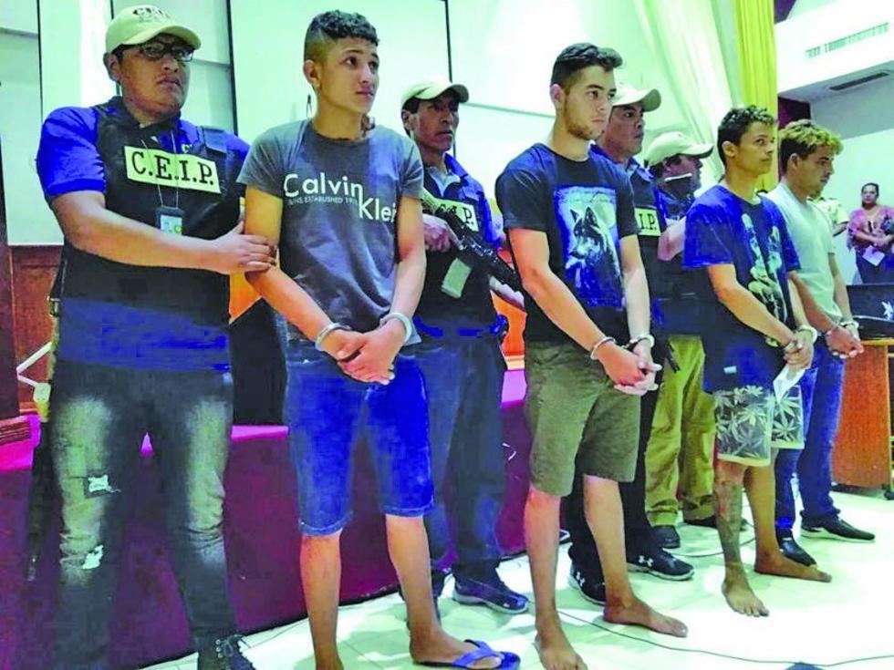 Van a prisión tres brasileños por robo de armas en puesto militar