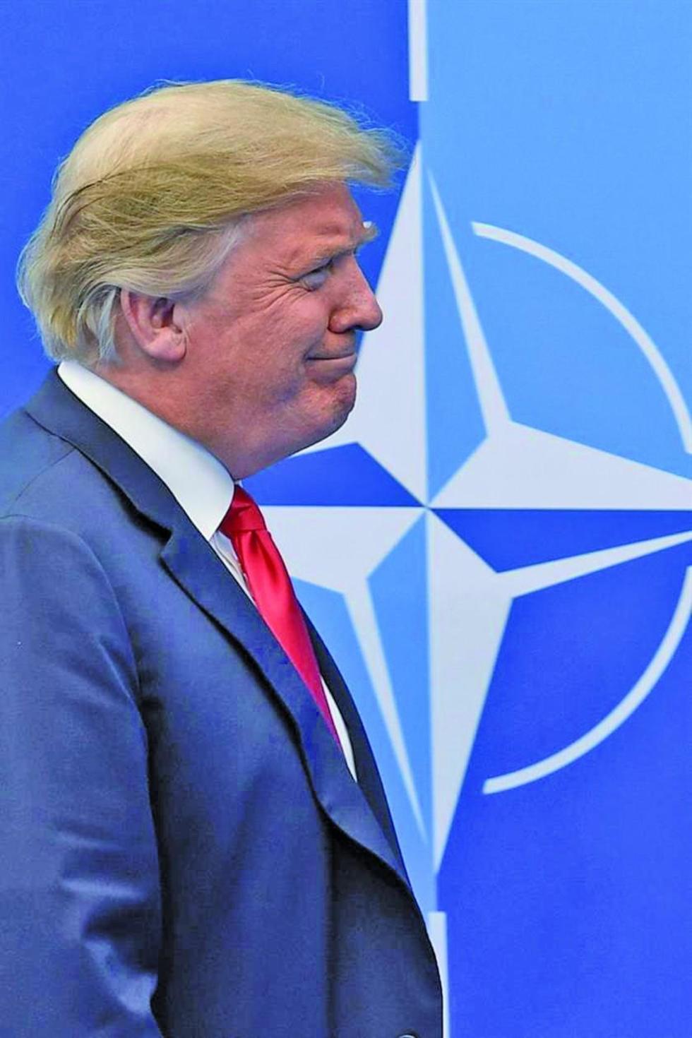 Trump pide a la OTAN elevar el gasto militar al 4 % del PIB